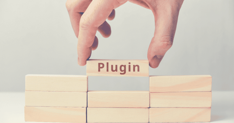 Piezas de un puzzle encajando, con la pieza central etiquetada como Plugin